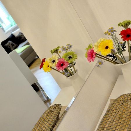 Ferienwohnung Im Univiertel Mit Garten Грац Екстер'єр фото