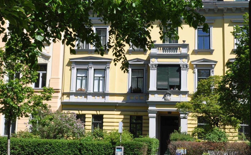 Ferienwohnung Im Univiertel Mit Garten Грац Екстер'єр фото